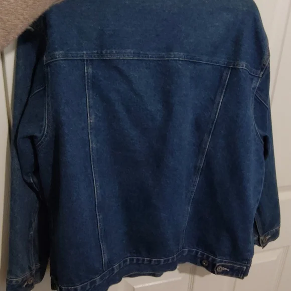Vintage Bill Blass Jeans (L) Denim Jacket Medium Wash Button Front 1900s 🤭 - Picture 4 of 5